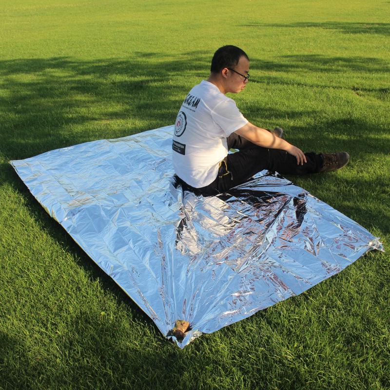 Аварийная палатка для выживания на открытом воздухе и термоодеяло