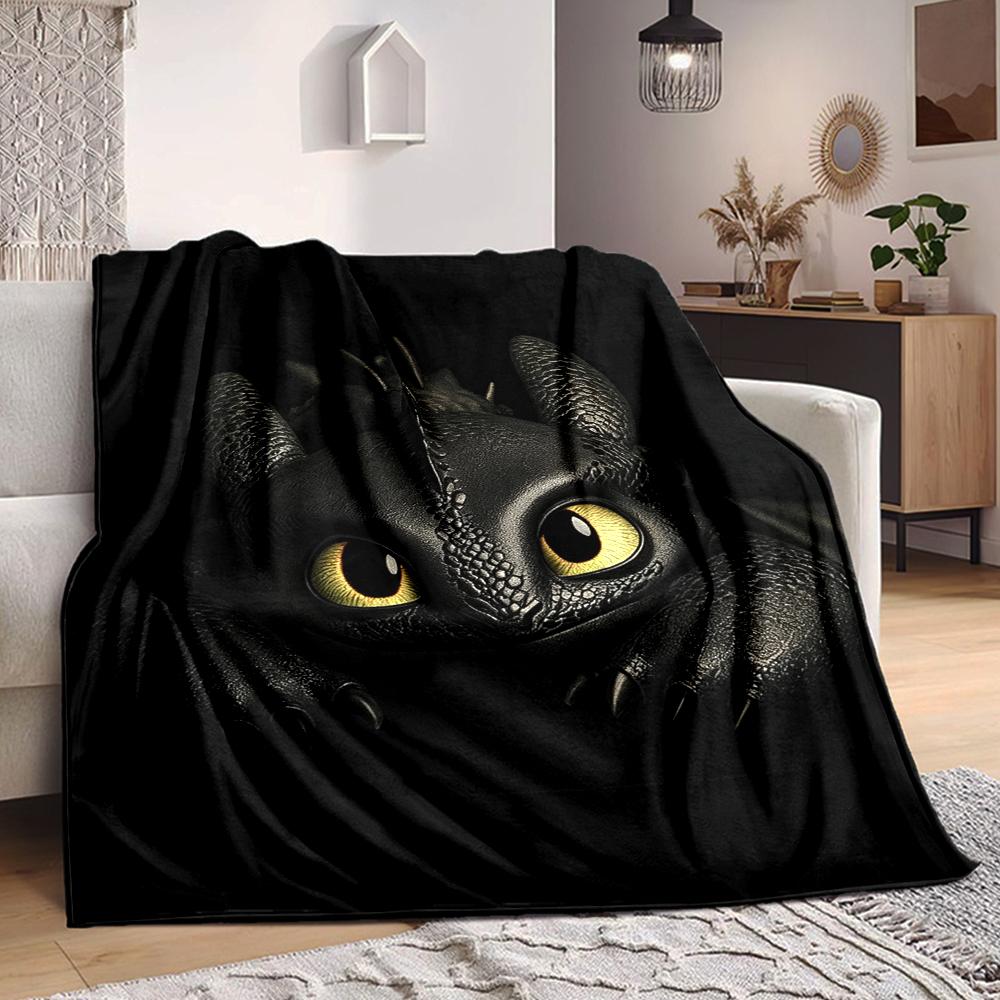 1Pc Dragon Yellow Eyes Blanket Soft And Comfortable Casual Warm Camping Travel Christmas Halloween Xmas Gift M928142