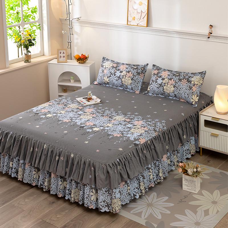 Skin-Friendly Non-Slip Fitted Bed Skirt and Mattress Protector for 1.8m Double Bed