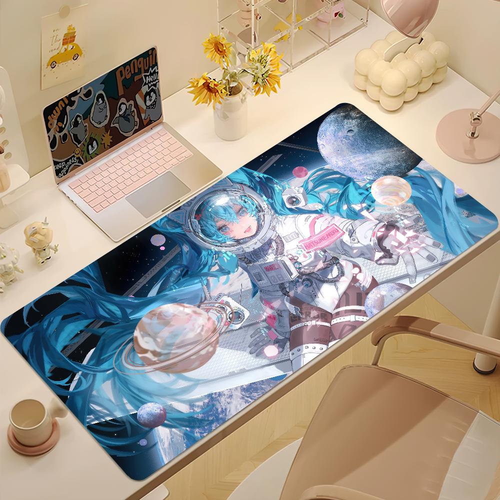 Виртуальный японский MMiku Кавайный Милый Коврик для Мыши Нескользящий Утолщенный Коврик для Мыши Большой Замок по Краю для Письма Офисный Студенческий Игровой Коврик