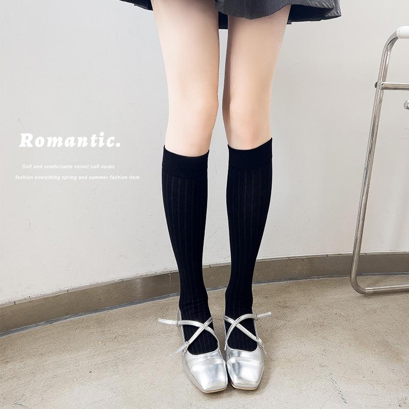 Женские весенне-летние однотонные тонкие дышащие носки до колена в рубчик