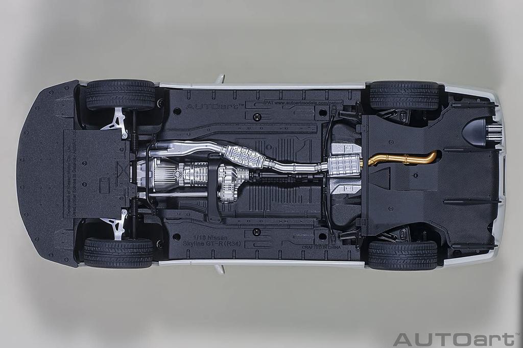AUTOart Nissan Skyline V Spec II White Pearl Finished Product 77406 1/18 GT-R (R34)