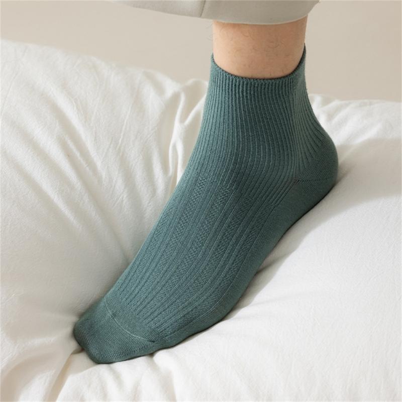 Solid Color Men Sock Spring Autumn Casual Basic Stocking Vertical Stripes Breathable Comfortable Casual Sports Socking