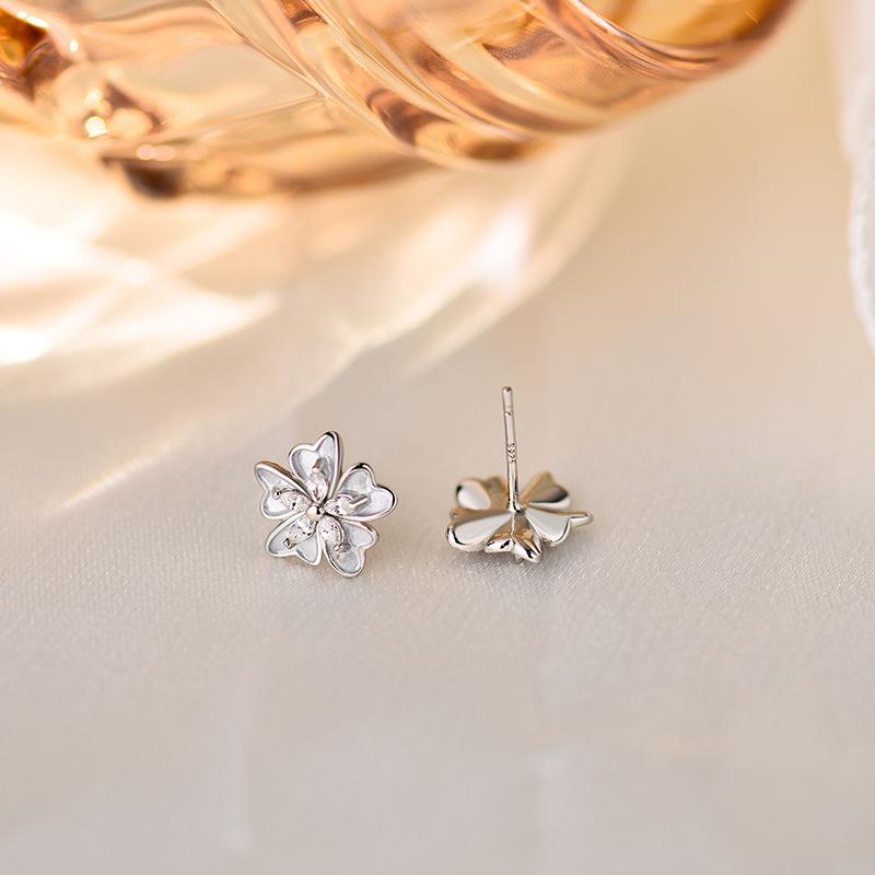 Серьги-цветы для женщин с легкими роскошными бриллиантовыми серьгами высокого класса, изысканные повседневные серьги в стиле ниши