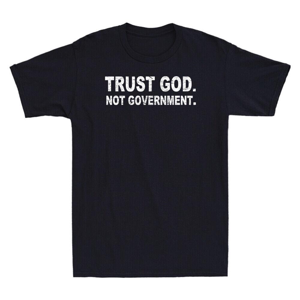 Trust God Not Government Funny Political Saying Retro Men's Short Sleeve T-Shirt