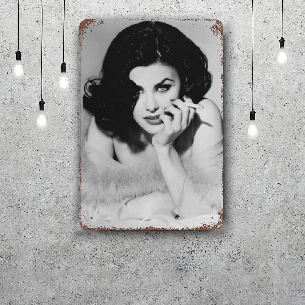 Sherilyn Fenn Retro Vintage Tin Sign Poster Decorative Plaque Metal Plate Wall Decor