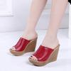 Fashion Women Wedged Slippers Summer New Open-toe Platform Sponge Sandals Fashion Wedge Platform Beach Female Peep High Heels Sandals