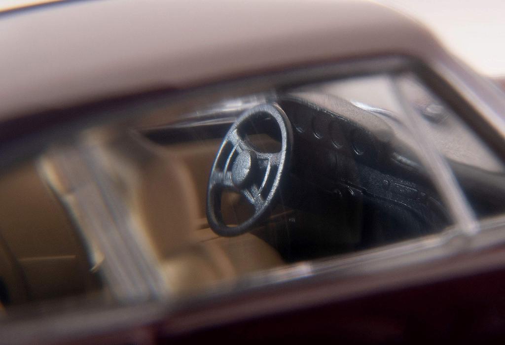 Tomica Limited Vintage Porsche 911S Maroon Завершенный продукт 312536 1/64 LV-86g