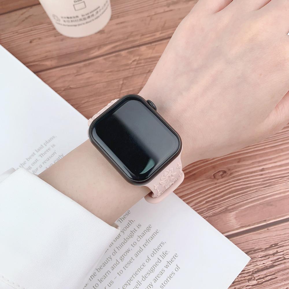Ремешок с гравировкой для Apple, ремешок для часов 45 мм, 44 мм, 42 мм, 49 мм, 40 мм, 41 мм, силиконовый браслет Correa iWatch Series 8, 9, 7, 6, 5, 4, 3 Ultra SE