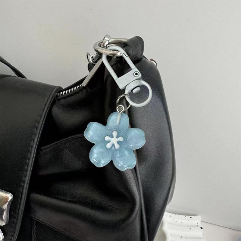 Stylish Flower Pattern Resin Keychain Pendant With Versatile Attachment Loop Perfect For Keychains Or Bag Charm