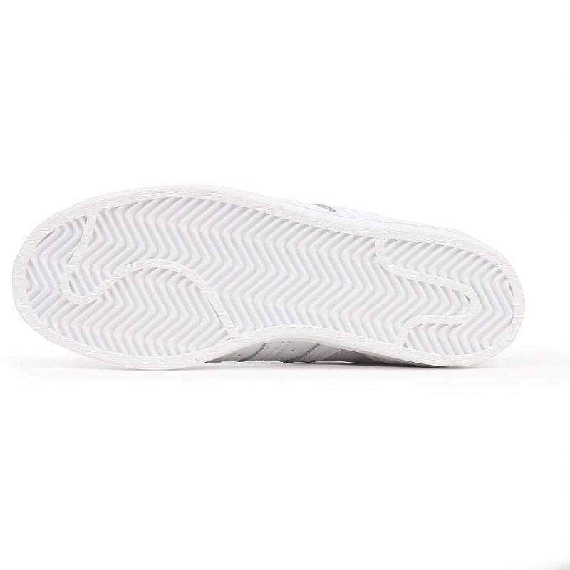 Adidas Женщина-суперзвезда Gz3448