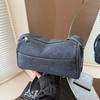 Летняя мода универсальная наплечная сумка маленькая квадратная сумка новая нишевая премиальная женская джинсовая сумка