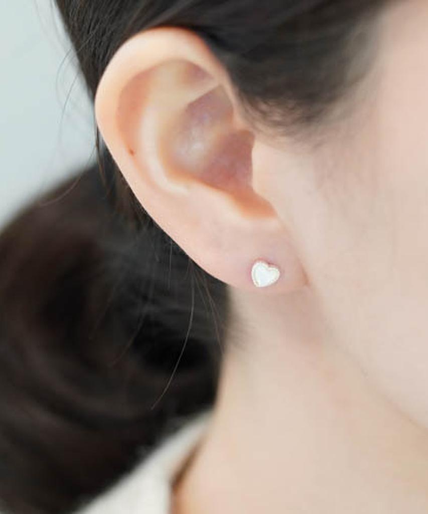 Серебряные серьги-гвоздики Alleun 925, мини, скрученное сердце, белые