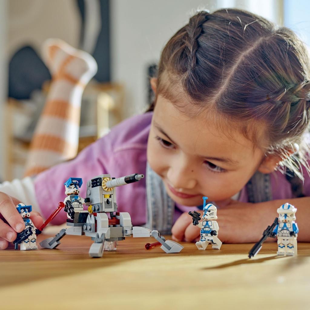 LEGO Star Wars Боевой набор Клонов 501-го легиона - Игрушка, Конструктор, Образовательная игрушка для мальчиков и девочек, Возраст 6, 7, 8, 9 лет, Космическая тематика, Артикул 7