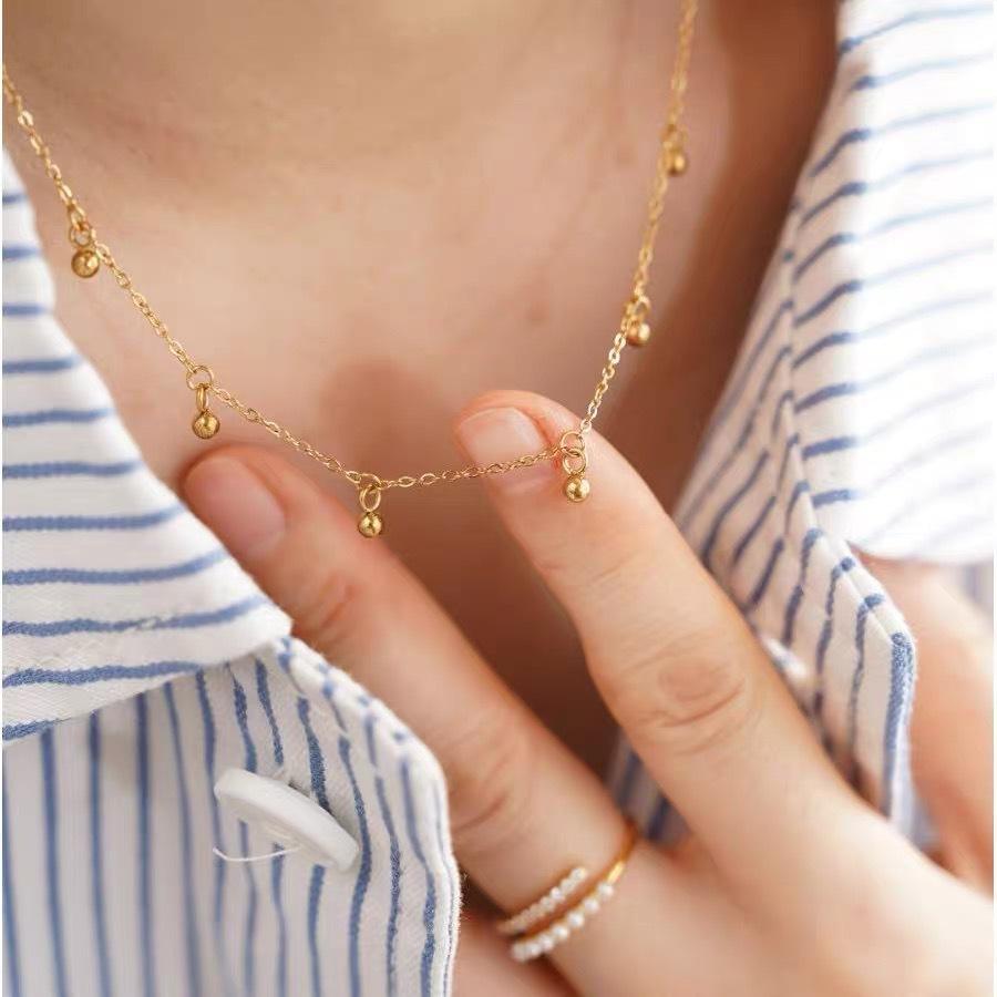 Простой темперамент Золотое колье-бини женское