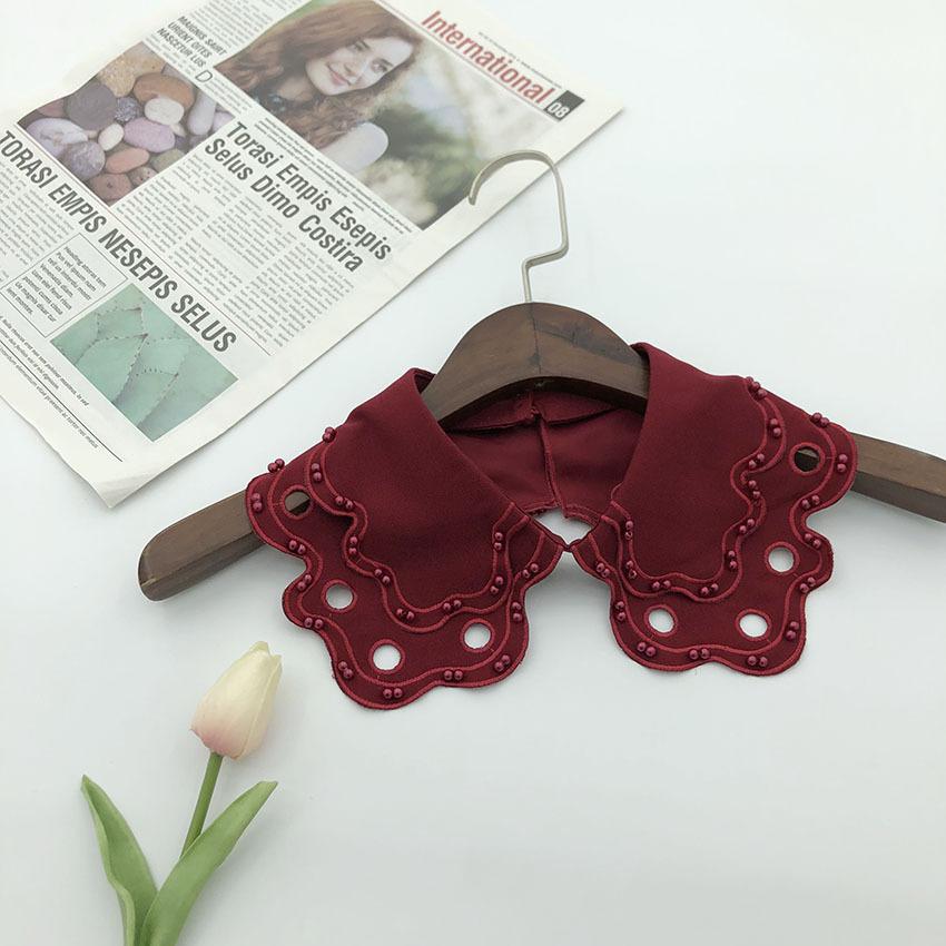 White Fake Collar for Women Shirt Blouse Necklace Candy Color False Collar Handmade Beads Detachable Sweater Collars Decor