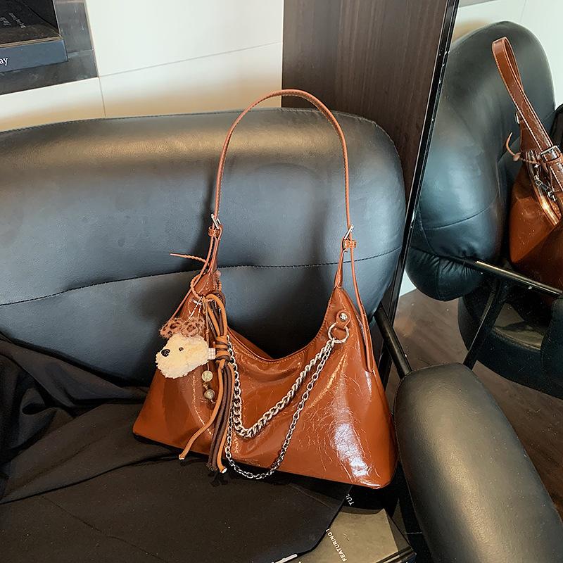 Сумка подмышку женская сумка ретро 2025 новая мода универсальный нишевый дизайн высококлассная женская наплечная сумка-мессенджер