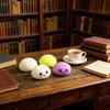 Мягкая игрушка-пельмень с блестками в коробке. Сенсорная игрушка для снятия стресса.