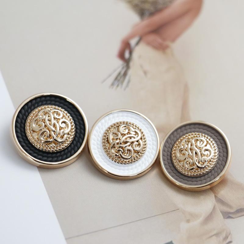 6pcs Relief Floral Golden Black Round Metal Luxury Sewing Button For Clothing Accessory Handmade DIY Material Coat Decoration