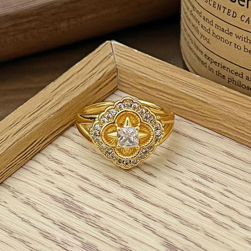 Французское средневековое ретро матовое кольцо с открытым дизайном в виде четырехлистного клевера, нишевое, высококлассное, инкрустированное бриллиантами и цирконом, кольцо на указательный палец, женское