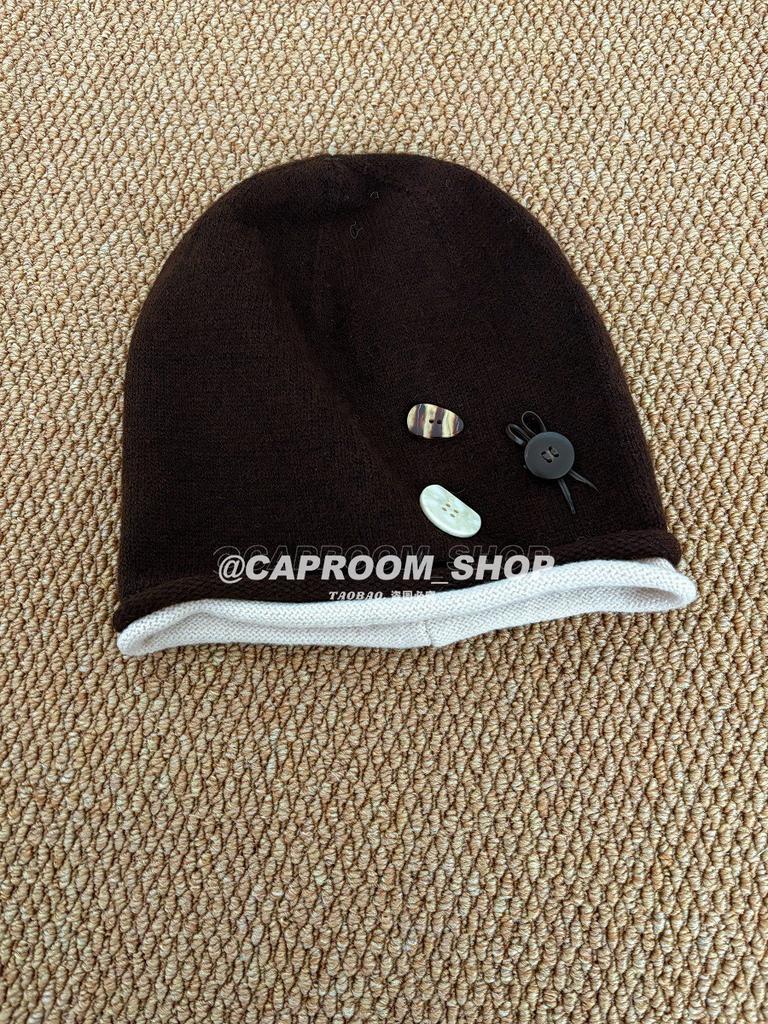 Subculture retro buttons stacked hat female y2k face small knitted wool hat warm ear protector cold hat tide