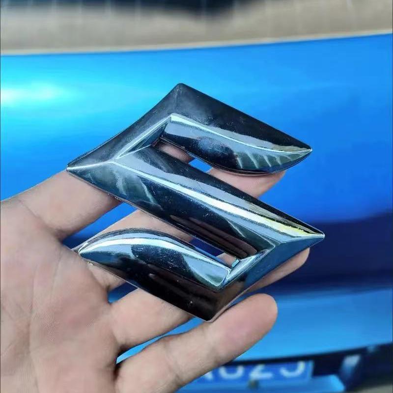 Автомобильный передний задний логотип Эмблема решетки радиатора Наклейка Аксессуары Для Suzuki Jimny Swift Samurai Vitara SX4 Alto Kaiser Ingnis DZire