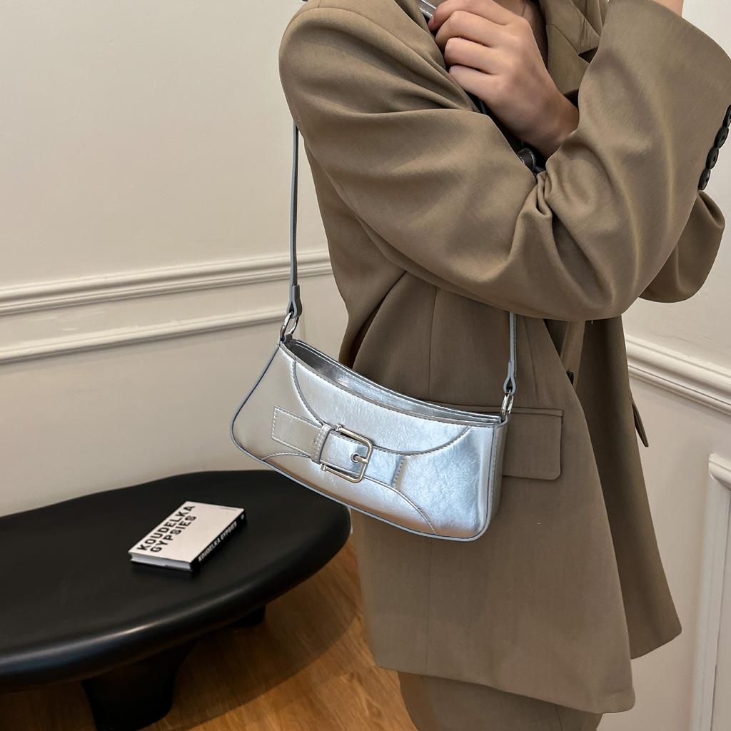 Premium Underarm Small Bag Women'S Spring Fashion Cool Crescent Bag Niche Design Messenger Bag