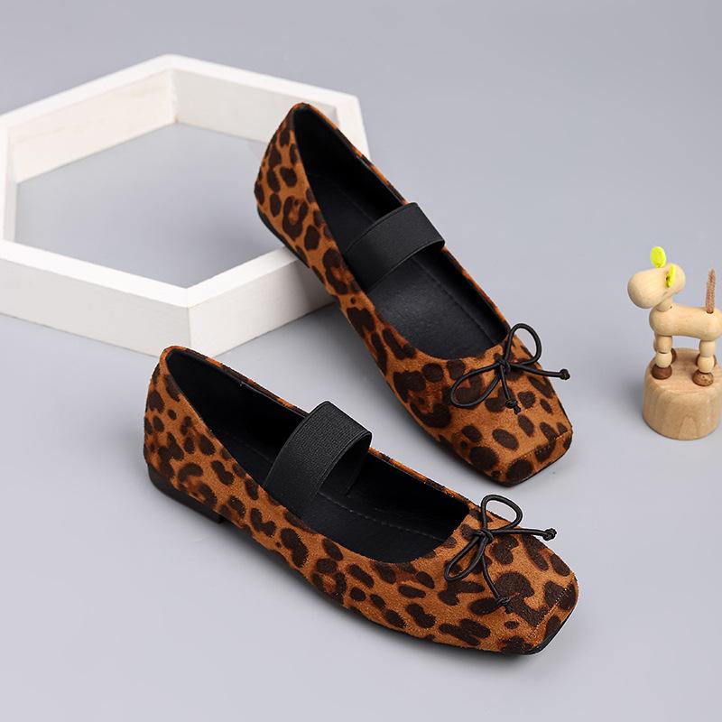 IPPEUM Туфли Мэри Джейн Женские Балетки Большой Размер 44 Туфли-лодочки с Квадратным Носком На Плоской Подошве 2025 Новые Туфли Балерины