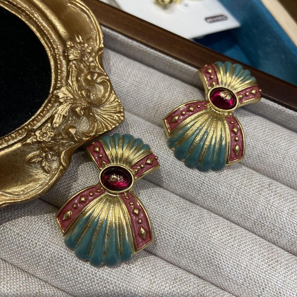 «Платье для чайной паузы» Средневековая картина маслом, веерообразные глазурованные серьги-гвоздики, ретро-дворцовые серьги