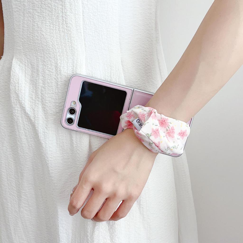 Samsung Z Flip 7 Перламутровая кожаная текстура Чехол-браслет