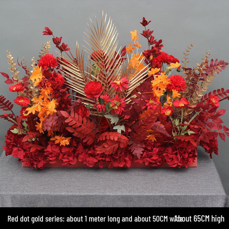 Свадебная композиция из эвкалиптового шелка: Декор прохода и сцены в горшках