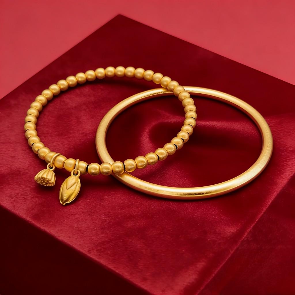 Gold Lotus Seed Pod Antique Best Friend Bracelet with Heart-to-Heart Beads: Fine Craftsmanship and Simple, Stylish Design