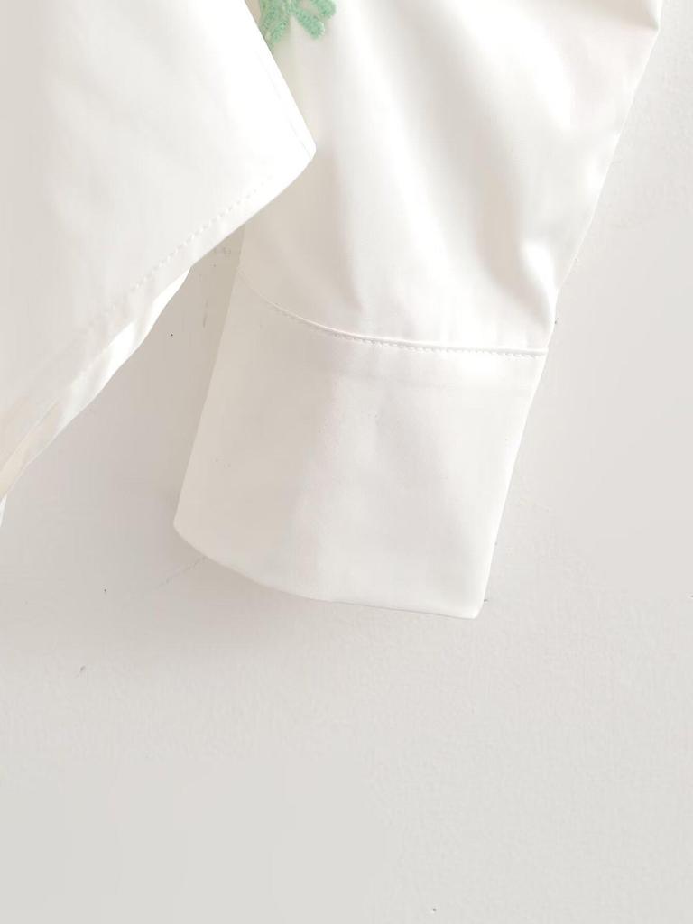 Women's 2024 Winter Fashion Floral Lace Waist-Hugging Shirt