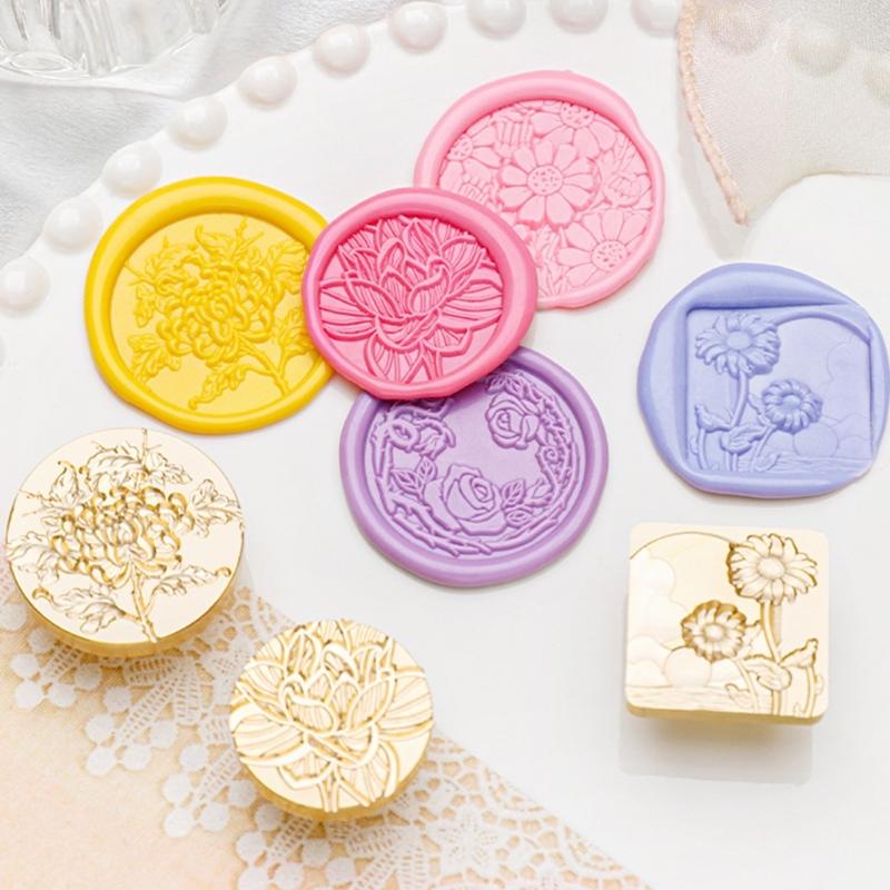 Печать воска в виде цветка своими руками. Печать воска в виде цветка лилии для украшения конвертов