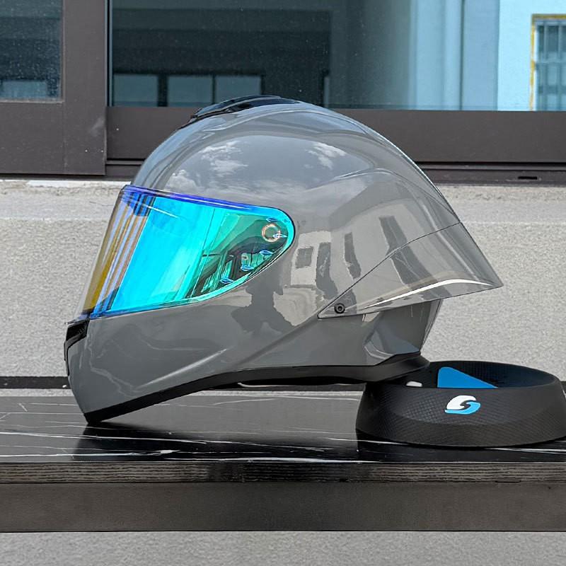 Full Face Motorcycle Helmet With Single Visor Large Rear Wing Bluetooth Slot All Season Use Men Women