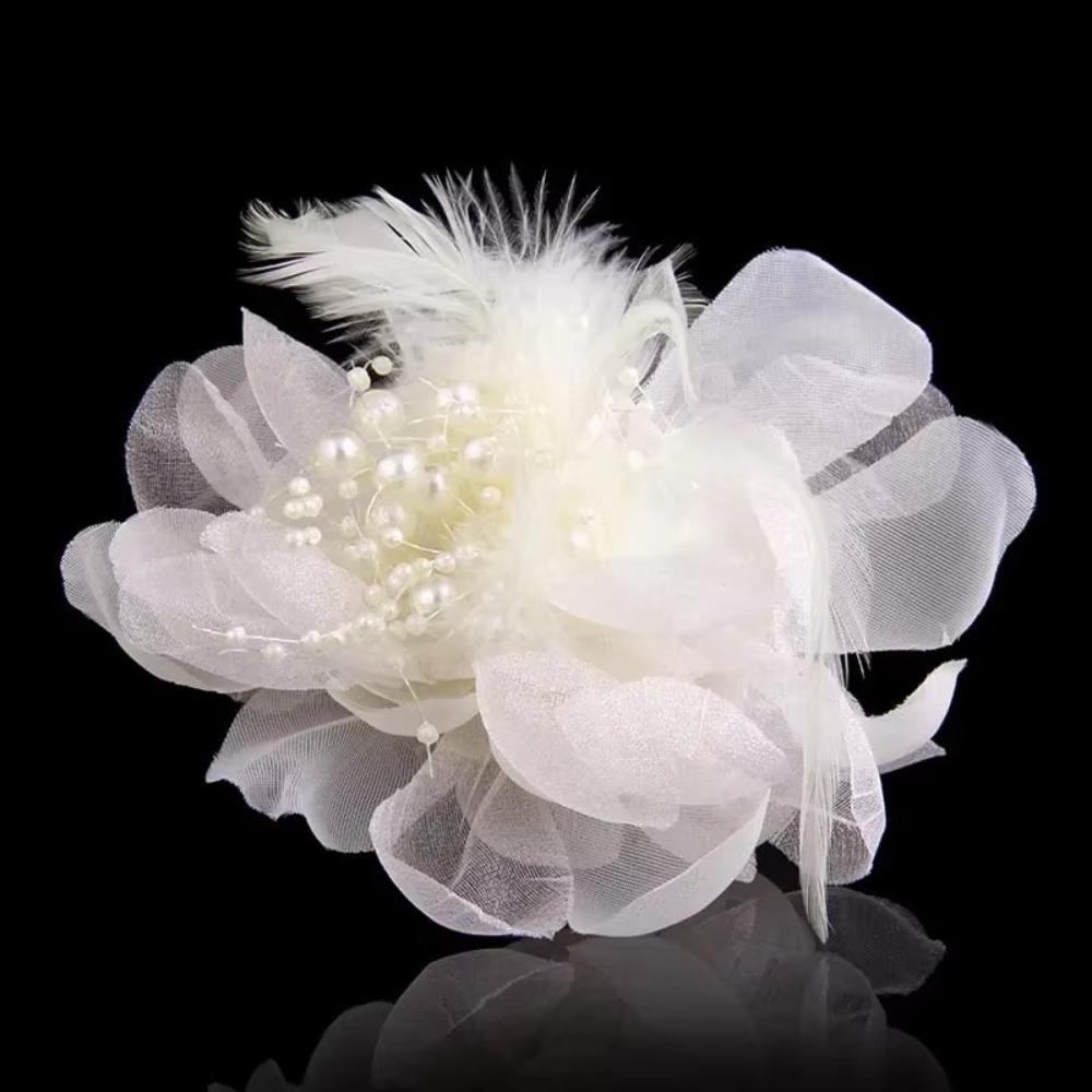 Large Women's Corsage Solid Color Lapel Pin Fashion Feather Fabric