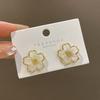 New White Acrylic Flower Stud Earrings for Women Gold Color Side Hollow Floral Small Earrings Korean Cute Ear Decoration