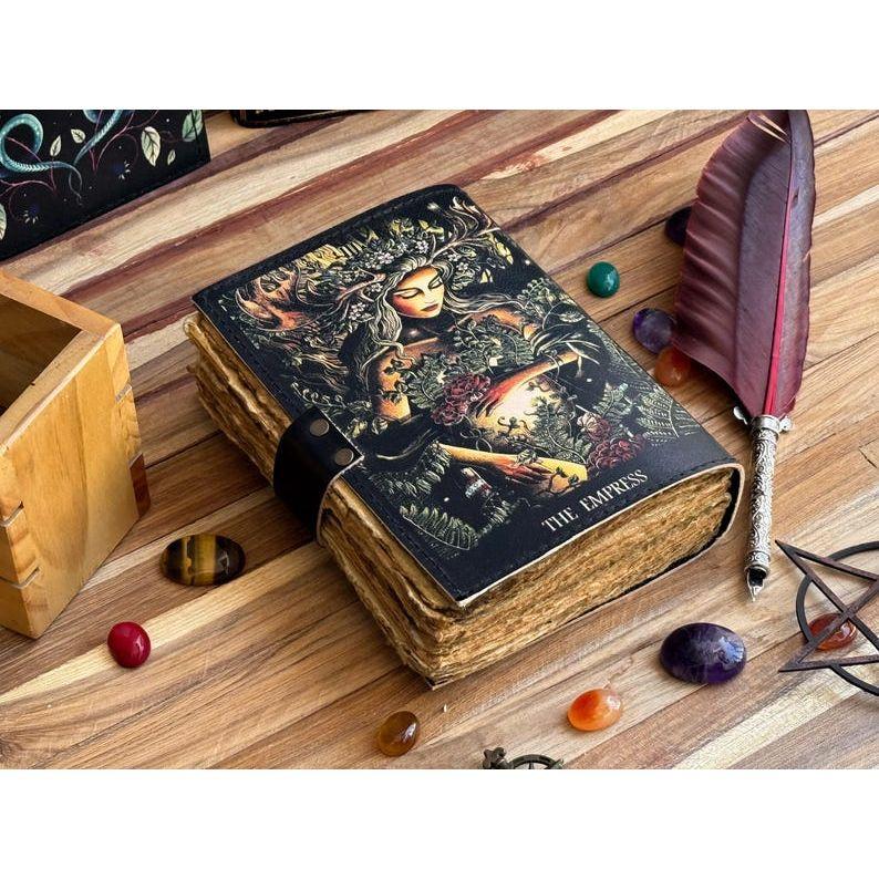 Пустой журнал Книга Теней с застежкой-замком, кожаный дневник ручной работы, напечатанная молитва Матери-Земле, языческий колдовской блокнот