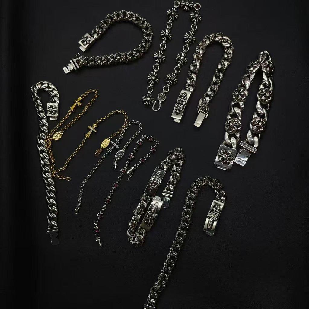 Браслет CH Trendy Retro с подвесками в виде игральных костей и креста, с бриллиантовыми, золотыми и серебряными акцентами