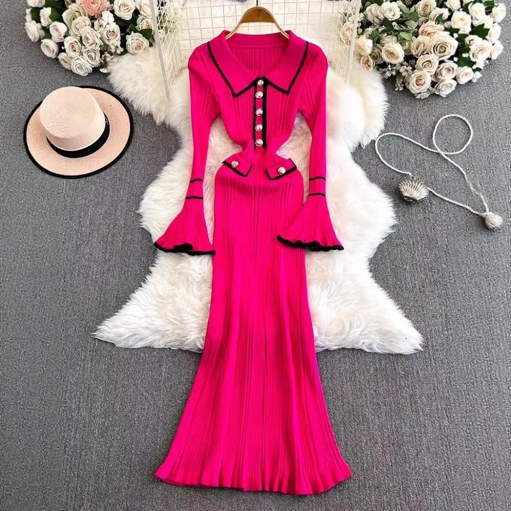 Платье-свитер с оборками в европейском и американском стиле 2025 года — роскошное платье-миди с французскими лацканами на осень/зиму