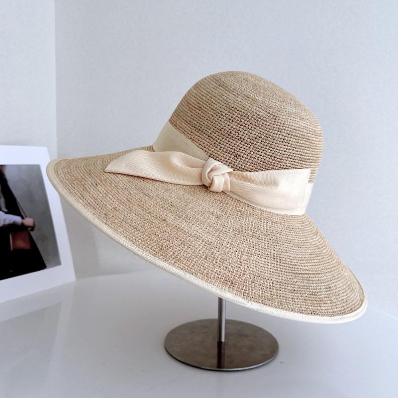 French Oversized Brimmed Hand Knitted Raffia Sun Hat Women Seaside Travel Sun Hat Elegant French Hepburn Style Sombrero