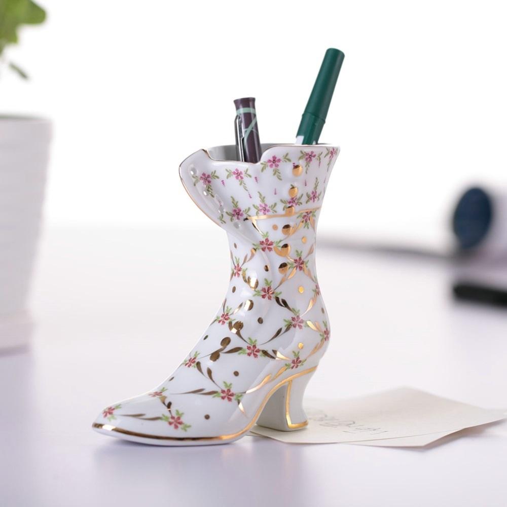 Европейские фарфоровые туфли Свадебные подарки Украшения для дома Керамические аксессуары Современные изделия ручной работы Хрустальные туфли ваза