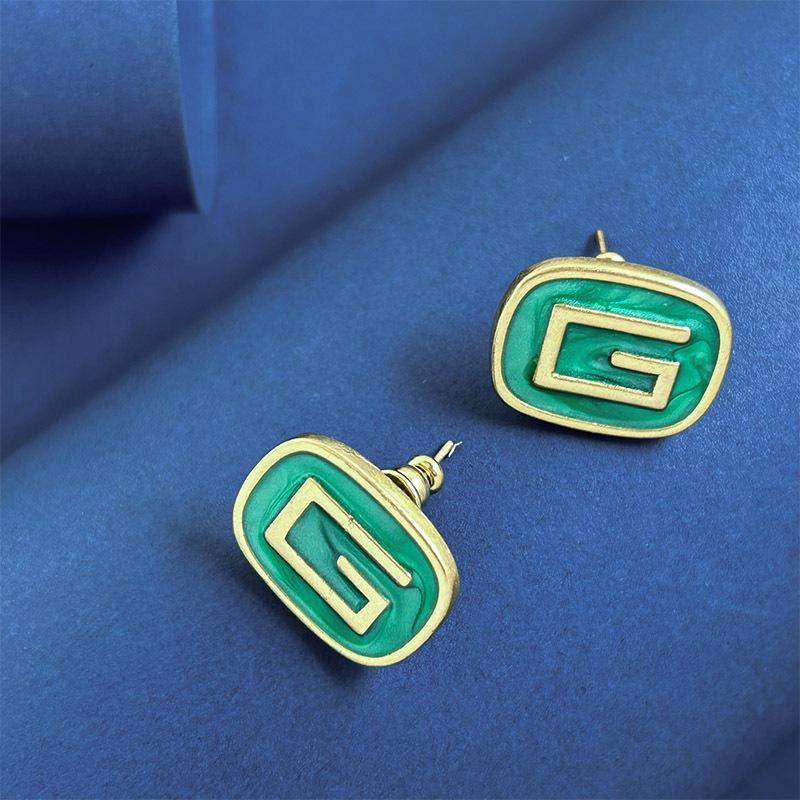 Серьги-гвоздики с зелеными каплями масла в стиле ретро в стиле Гонконга, женские повседневные простые овальные квадратные серьги-гвоздики с буквой G, холодный ветер