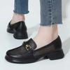 Autumn New Breathable Loafers Versatile Commuting Women's Leather Shoes 2025 Korean Version of Fashionable Mom Shoes