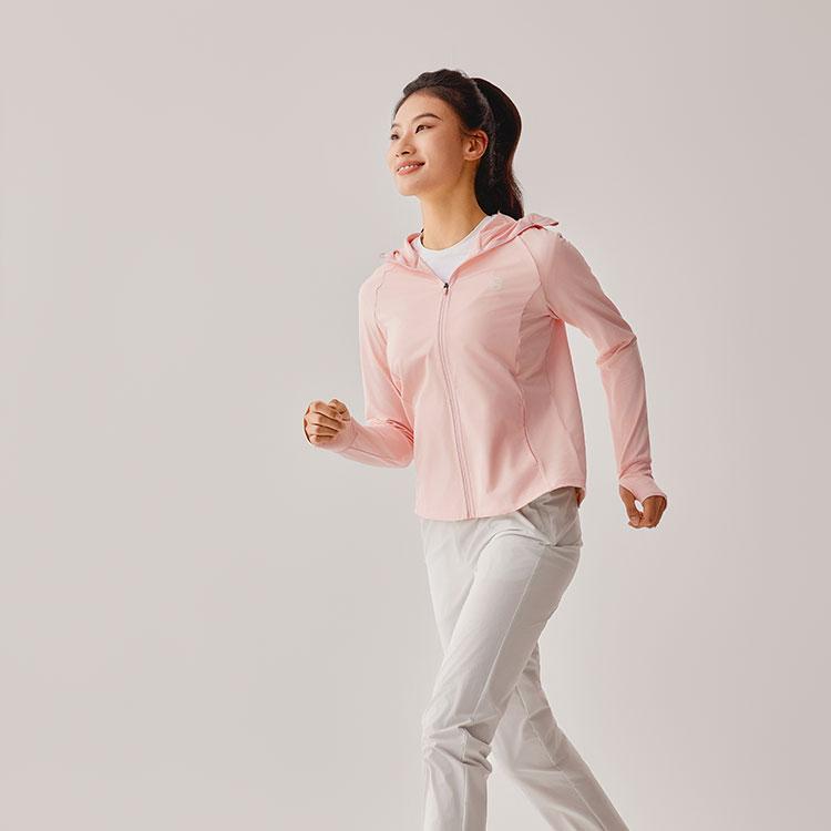 Skechers Спортивная куртка с капюшоном для женщин, легкая, облегающая, с защитой от УФ-излучения, Cool Dry, цвет Облачно-розовый P225W123-053G
