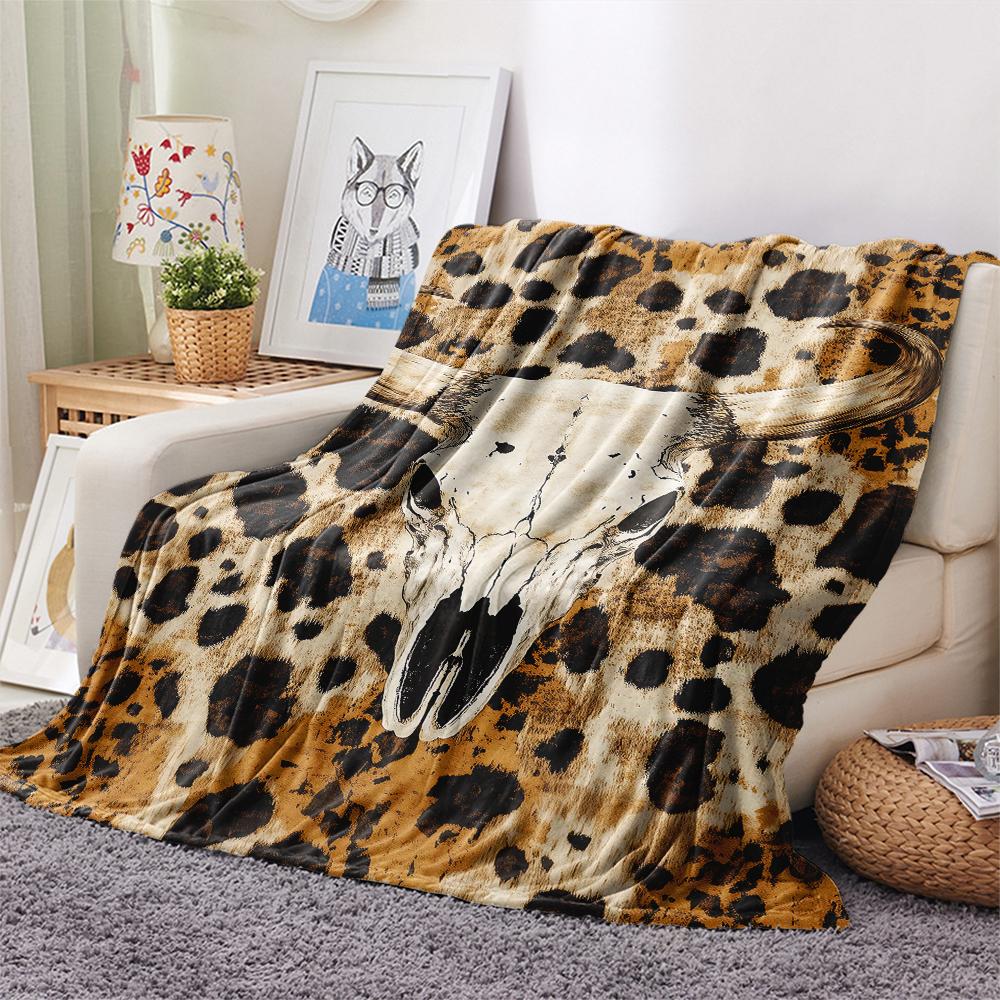 1Pc Western Cow Skull Print Flannel Blanket, High quality Comfortable for All Seasons, Home Decor, Warmth and Comfort, Perfect for Christmas Gifts