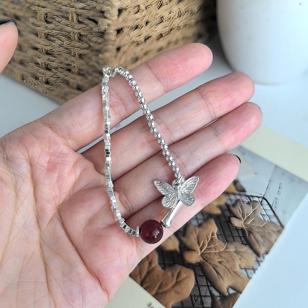 Elegant Handcrafted Natural Stone Bead Chain Bracelet, Timeless Design Suitable for Any Occasion