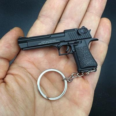 Сплав 1:4 Пустынный орел пистолет брелок кольцо искусственный пистолет съемный сборный игрушечный пистолет сумка аксессуары рождественский подарок