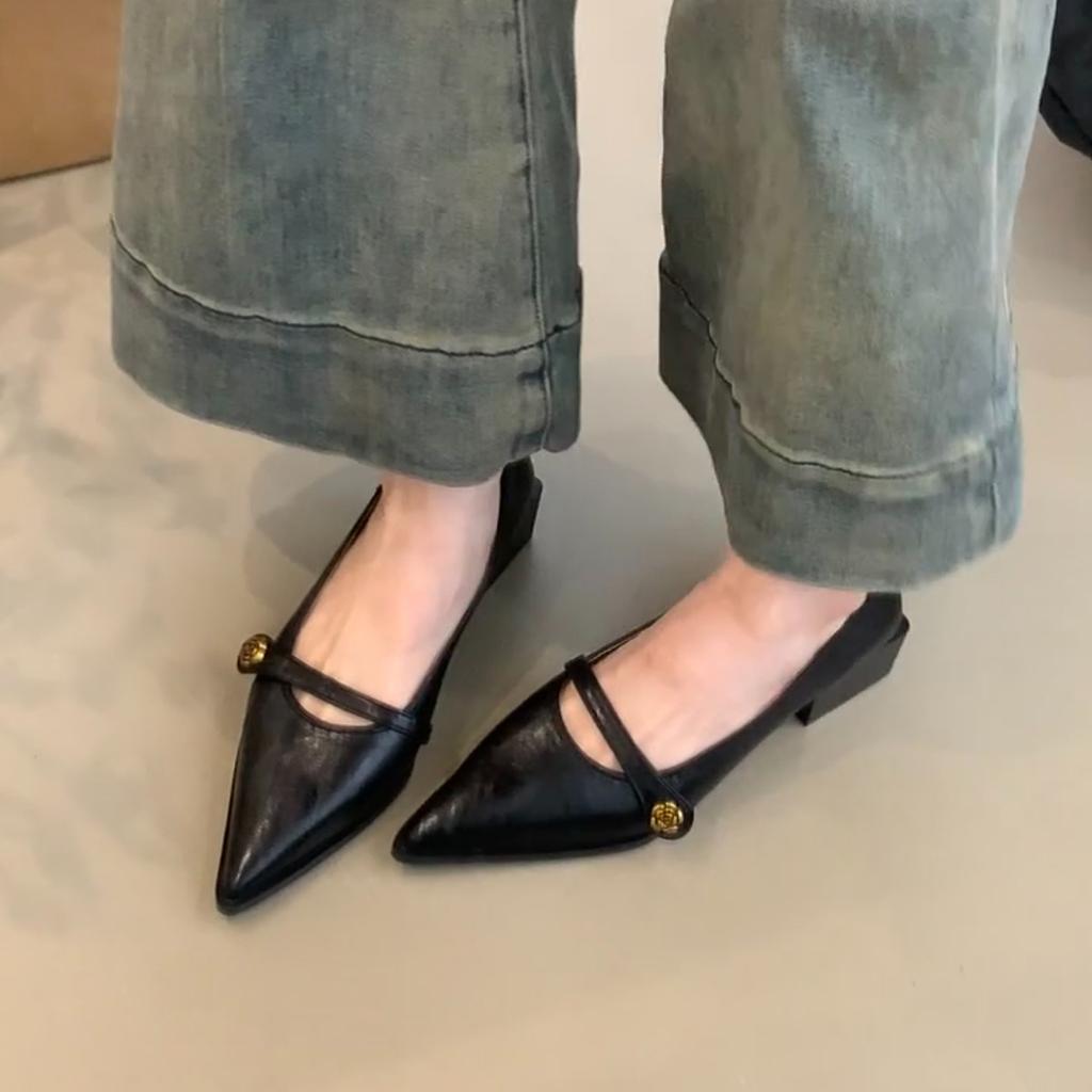 Retro Shallow Mouth High Heels Women's Camellia One-button Thick Heel Single Shoes Pointed Temperament Mary Jane Shoes