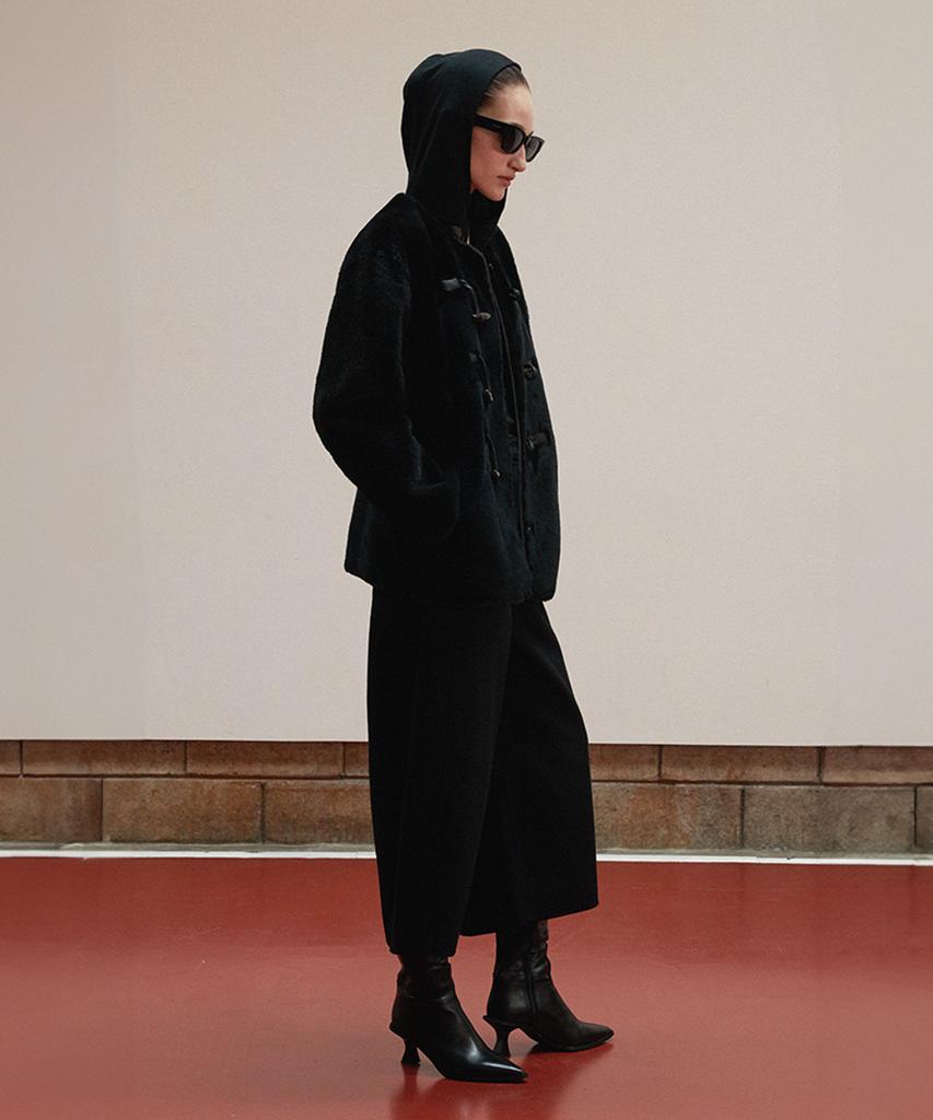 Verdemar Reversible Toggle Shearling Coat_Black